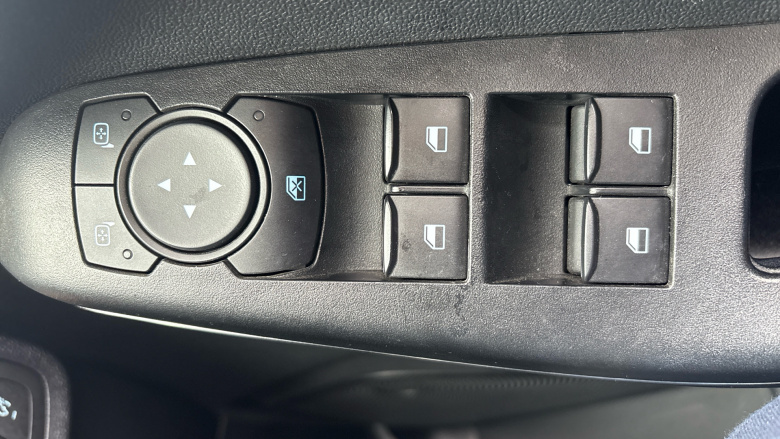 Ford Fiesta 1.0 EcoBoost Titanium 5dr Petrol Hatchback